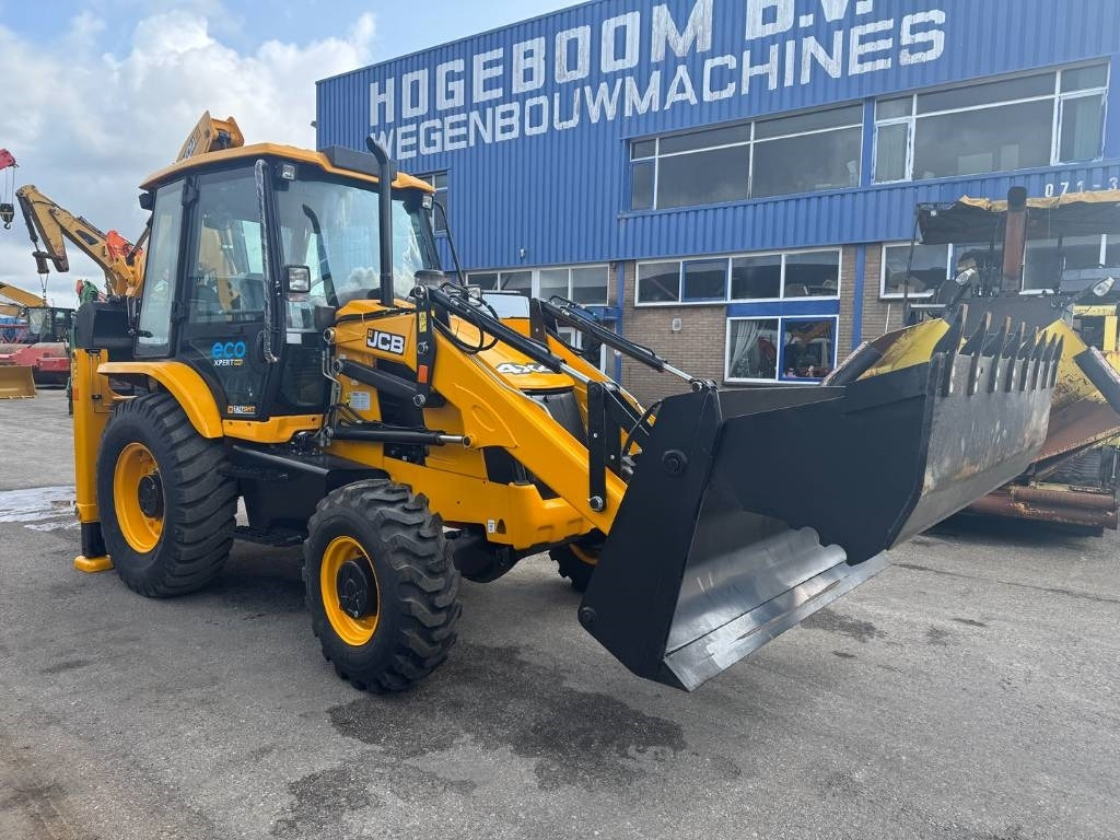 JCB 3dx 6 in 1 bucket ( UNUSED ) - Rýpadlo-nakladač: obrázok 5 JCB 3dx 6 in 1 bucket ( UNUSED ) - Rýpadlo-nakladač: obrázok 5
