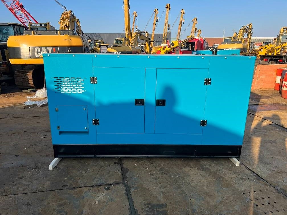 Ricardo 150KVA (120KW) SILENT GENERATOR 3 PHASE 50HZ 400V - Elektrický generátor: obrázok 5 Ricardo 150KVA (120KW) SILENT GENERATOR 3 PHASE 50HZ 400V - Elektrický generátor: obrázok 5