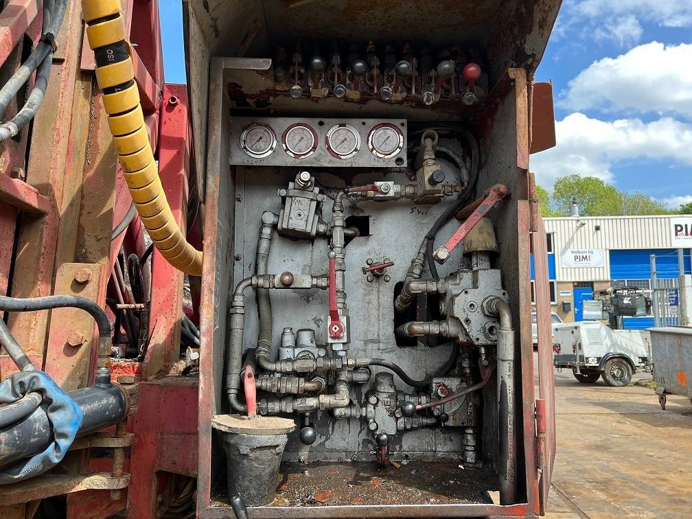 Vrtné príslušenstvo Sisu 12E480 6X6 WATER WELL DRILL ATLAS COPCO XRV410 (50: obrázok 11 Vrtné príslušenstvo Sisu 12E480 6X6 WATER WELL DRILL ATLAS COPCO XRV410 (50: obrázok 11