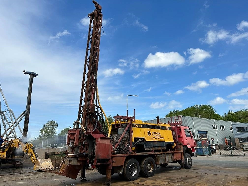 Sisu 12E480 6X6 WATER WELL DRILL ATLAS COPCO XRV410 (50 - Vrtné príslušenstvo: obrázok 3 Sisu 12E480 6X6 WATER WELL DRILL ATLAS COPCO XRV410 (50 - Vrtné príslušenstvo: obrázok 3