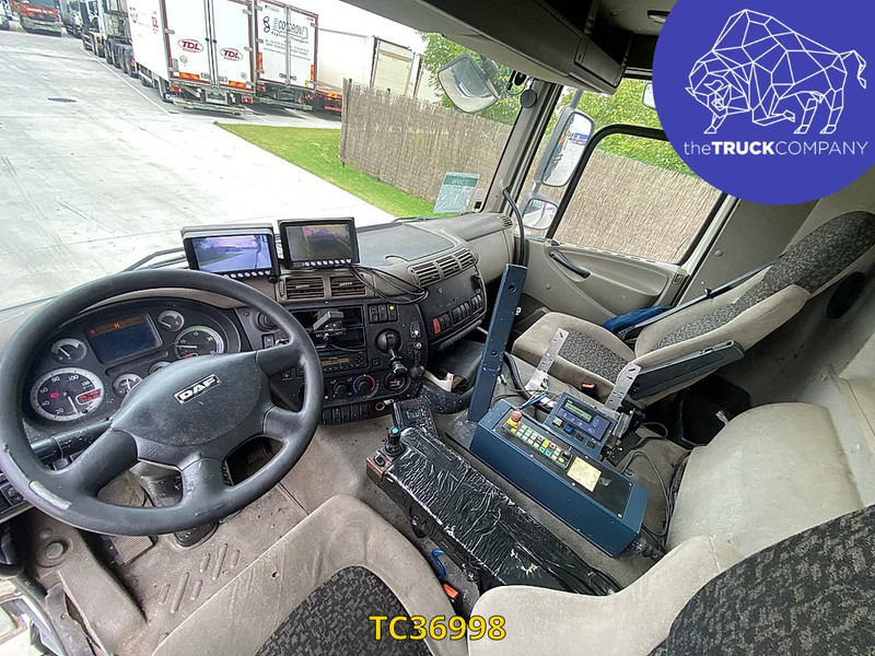 DAF CF 75 310 - Auto na odvoz odpadu: obrázok 4 DAF CF 75 310 - Auto na odvoz odpadu: obrázok 4