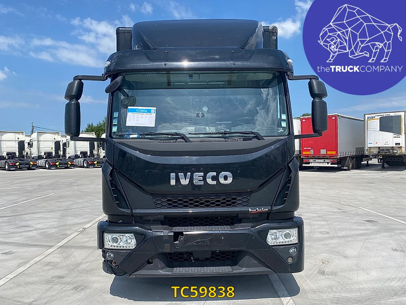 Iveco EuroCargo 120E250 - Skříňový nákladní auto: obrázok 2 Iveco EuroCargo 120E250 - Skříňový nákladní auto: obrázok 2