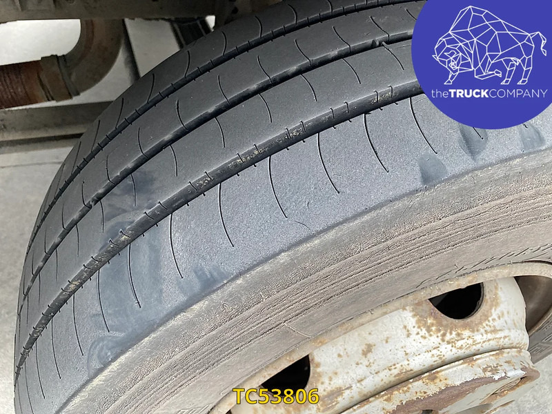 MAN L 2000 12.220 - Cisternové vozidlo: obrázok 3 MAN L 2000 12.220 - Cisternové vozidlo: obrázok 3