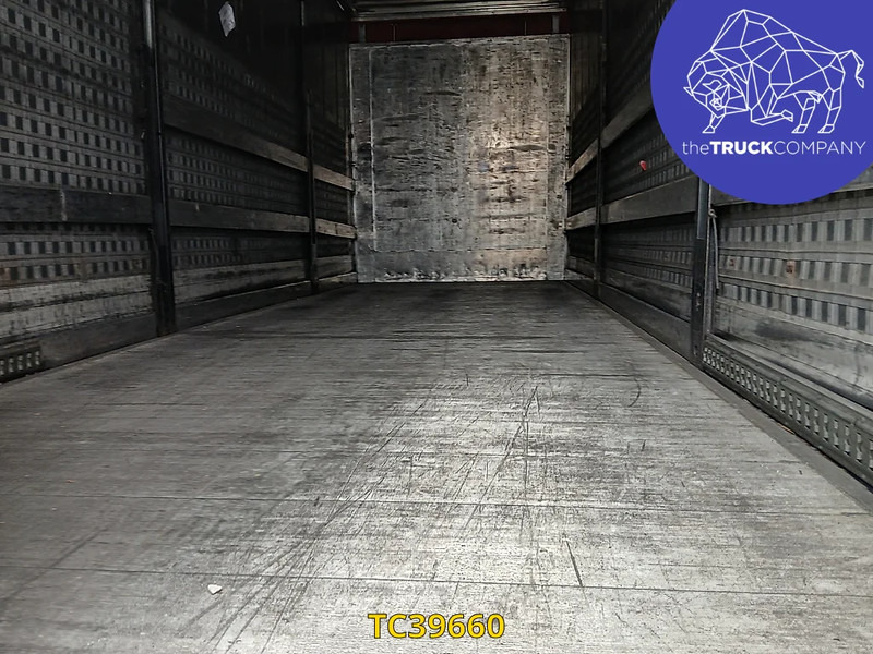 Mercedes-Benz Actros - Plachtové nákladné vozidlo: obrázok 4 Mercedes-Benz Actros - Plachtové nákladné vozidlo: obrázok 4