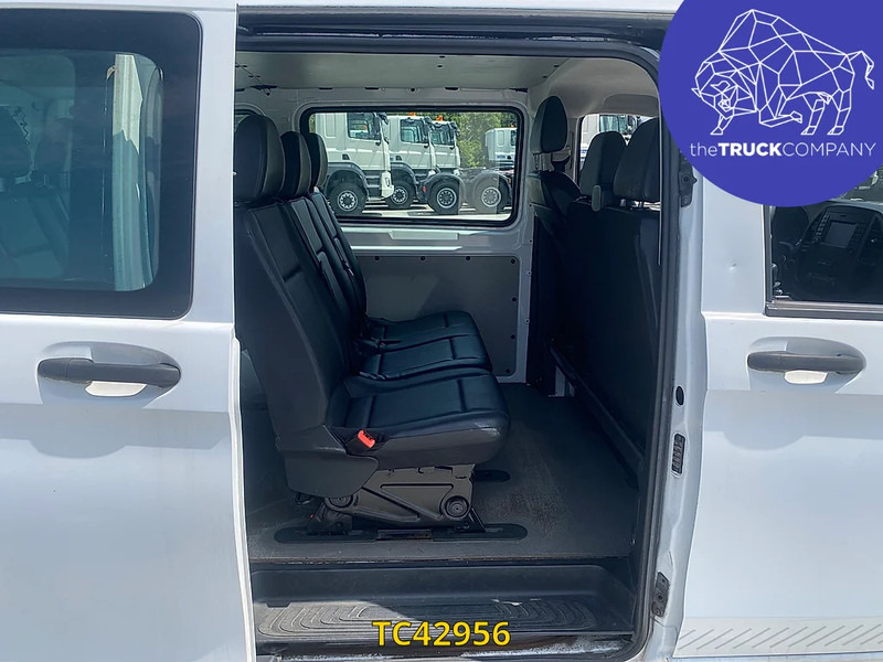 Mercedes-Benz Vito 111 CDI MINIBUS 9 SEATS - Minibus, Mikrobus: obrázok 4 Mercedes-Benz Vito 111 CDI MINIBUS 9 SEATS - Minibus, Mikrobus: obrázok 4
