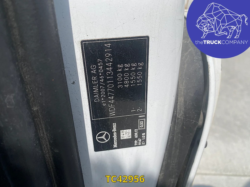Mercedes-Benz Vito 111 CDI MINIBUS 9 SEATS - Minibus, Mikrobus: obrázok 2 Mercedes-Benz Vito 111 CDI MINIBUS 9 SEATS - Minibus, Mikrobus: obrázok 2