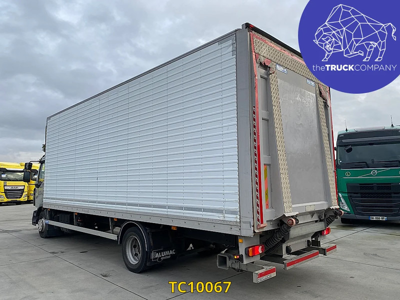 Renault Midlum 240 - Skříňový nákladní auto: obrázok 2 Renault Midlum 240 - Skříňový nákladní auto: obrázok 2