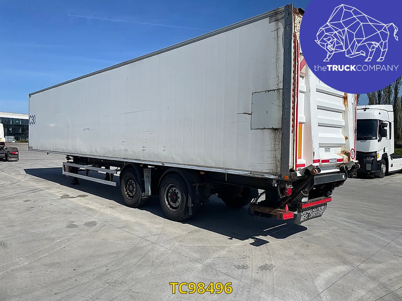 Renders - Náves skriňové: obrázok 3 Renders - Náves skriňové: obrázok 3