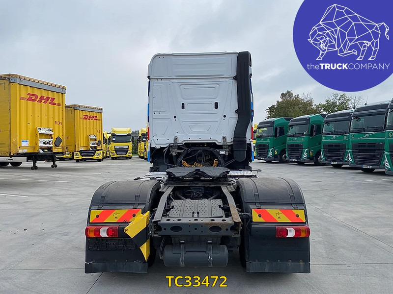 Mercedes-Benz Actros 1945 - Ťahač: obrázok 4 Mercedes-Benz Actros 1945 - Ťahač: obrázok 4