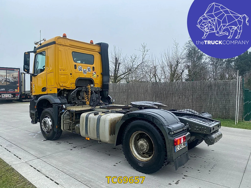 Mercedes-Benz Arocs 2048 - Ťahač: obrázok 3 Mercedes-Benz Arocs 2048 - Ťahač: obrázok 3