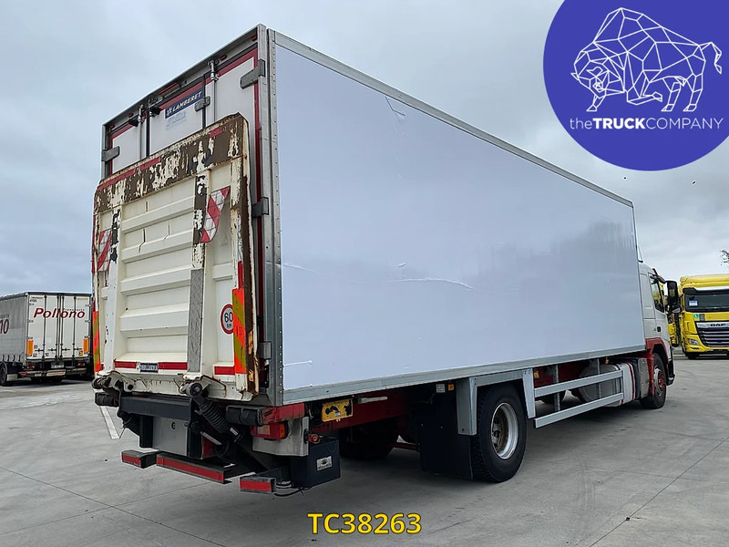 Volvo FM 330 - Chladirenské nákladné vozidlo: obrázok 4 Volvo FM 330 - Chladirenské nákladné vozidlo: obrázok 4