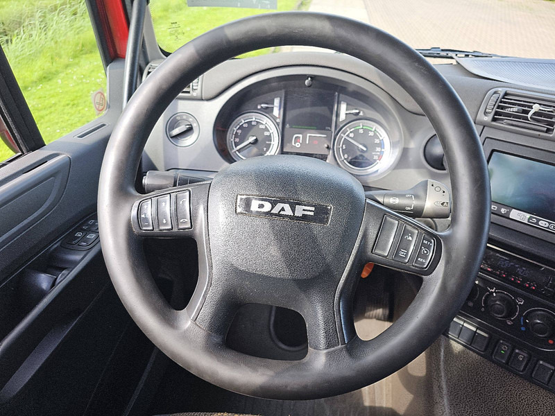 Interior photo 2: Podvozek s kabinou DAF CF 290 FA SPACECAB