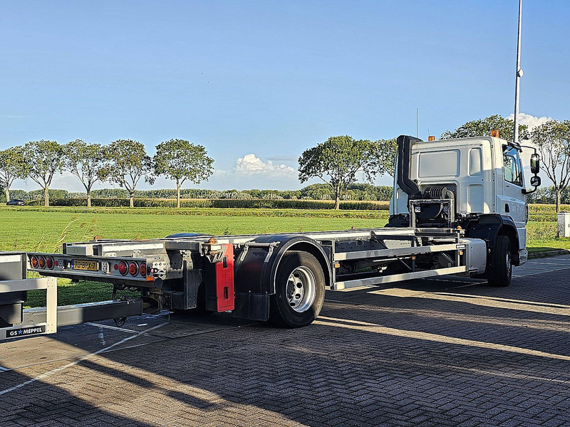 DAF CF 410 20FT TANKCONTAINER - Kontejnérový podvozek/ Výměnná nástavba: obrázok 3 DAF CF 410 20FT TANKCONTAINER - Kontejnérový podvozek/ Výměnná nástavba: obrázok 3