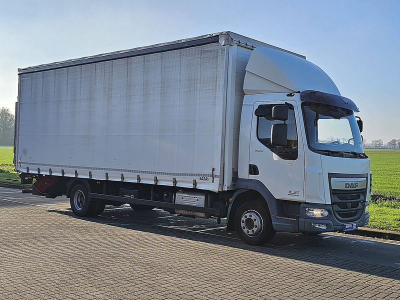 DAF LF 220 - Plachtové nákladné vozidlo: obrázok 5 DAF LF 220 - Plachtové nákladné vozidlo: obrázok 5