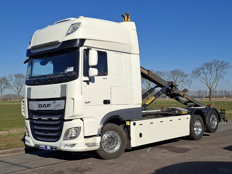 DAF XF 480 FAN - Hákový nosič kontajnerov: obrázok 2 DAF XF 480 FAN - Hákový nosič kontajnerov: obrázok 2