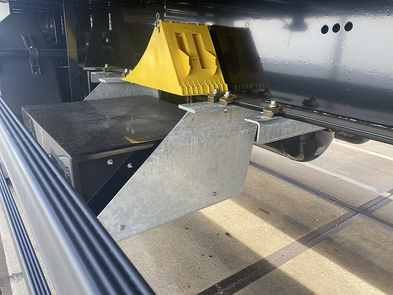 Náves skriňové KLEYN TRAILERS TFSH 18 KOFFER NIEUW HH VLOER KLEP: obrázok 8 Náves skriňové KLEYN TRAILERS TFSH 18 KOFFER NIEUW HH VLOER KLEP: obrázok 8