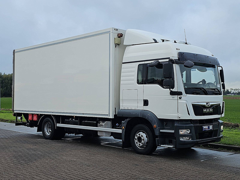 MAN 12.250 TGM LX HEATER 2T LIFT - Skříňový nákladní auto: obrázok 5 MAN 12.250 TGM LX HEATER 2T LIFT - Skříňový nákladní auto: obrázok 5