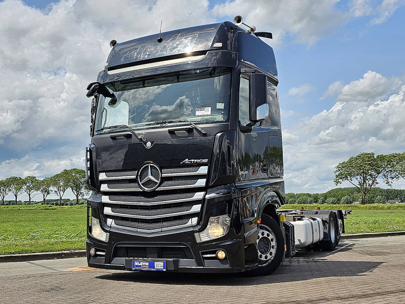 Mercedes-Benz ACTROS 2540 GIGASPACE 6X2 - Kontejnérový podvozek/ Výměnná nástavba: obrázok 1 Mercedes-Benz ACTROS 2540 GIGASPACE 6X2 - Kontejnérový podvozek/ Výměnná nástavba: obrázok 1