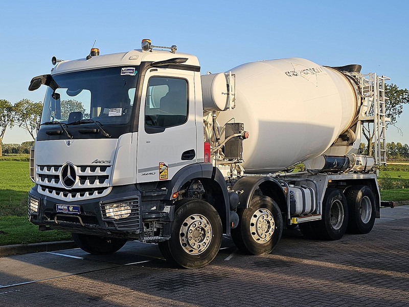 Mercedes-Benz AROCS 3240 PUTZMEISTER 9M3 - Domiešavač: obrázok 2 Mercedes-Benz AROCS 3240 PUTZMEISTER 9M3 - Domiešavač: obrázok 2