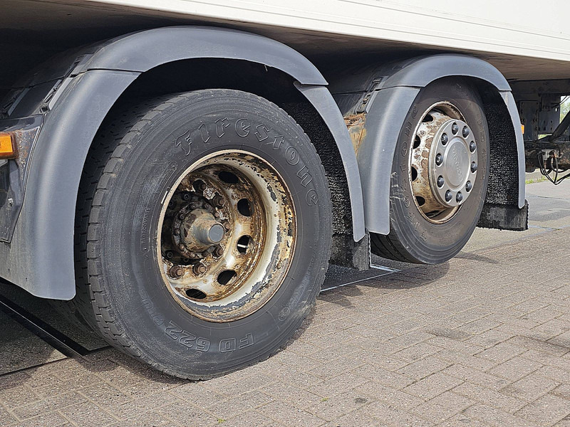 Chladirenské nákladné vozidlo Scania P280 6X2*4 EEV CARRIER: obrázok 17 Chladirenské nákladné vozidlo Scania P280 6X2*4 EEV CARRIER: obrázok 17