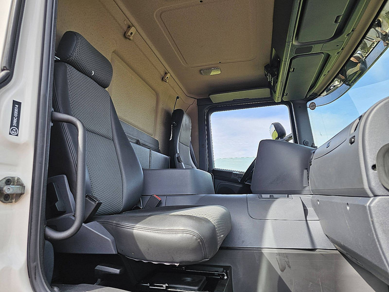 Chladirenské nákladné vozidlo Scania P280 6X2*4 EEV CARRIER: obrázok 7 Chladirenské nákladné vozidlo Scania P280 6X2*4 EEV CARRIER: obrázok 7