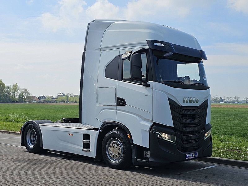 Iveco S-WAY AS440S48 NAVI FRIDGE SKIRTS - Ťahač: obrázok 5 Iveco S-WAY AS440S48 NAVI FRIDGE SKIRTS - Ťahač: obrázok 5
