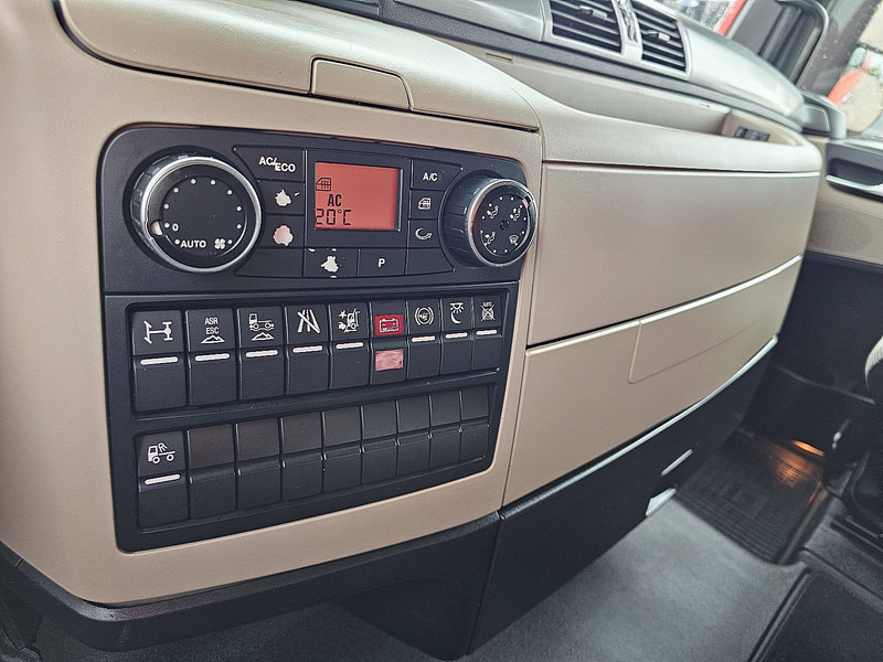 Ťahač MAN 18.460 TGX XLX ADR AT/OX 2X TNK: obrázok 14