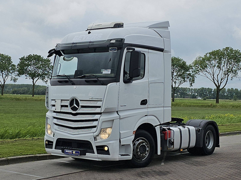 Mercedes-Benz ACTROS 1845 LS - Ťahač: obrázok 2 Mercedes-Benz ACTROS 1845 LS - Ťahač: obrázok 2