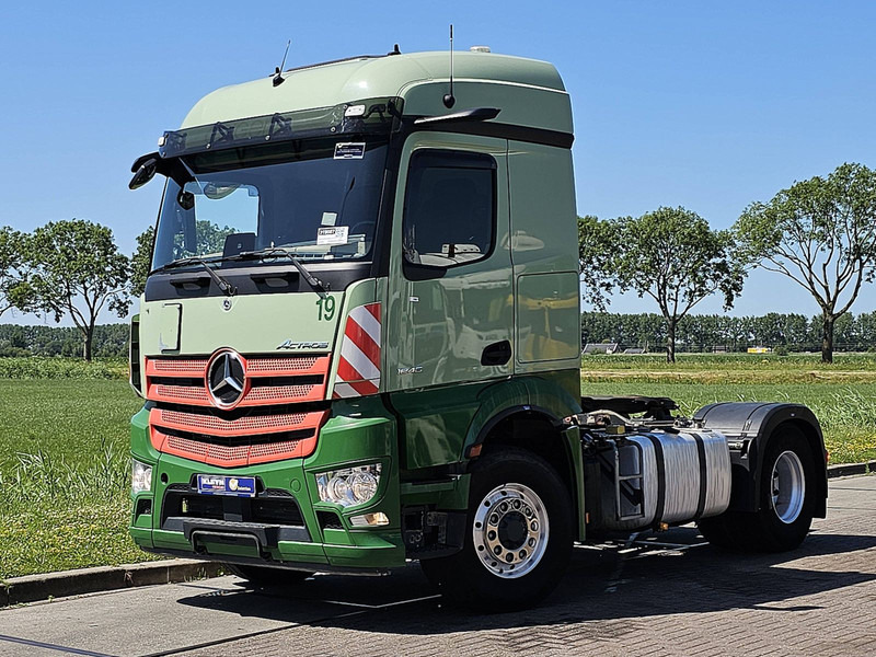 Mercedes-Benz ACTROS 1846 4X4 HAD PTO+HYDR. - Ťahač: obrázok 2 Mercedes-Benz ACTROS 1846 4X4 HAD PTO+HYDR. - Ťahač: obrázok 2