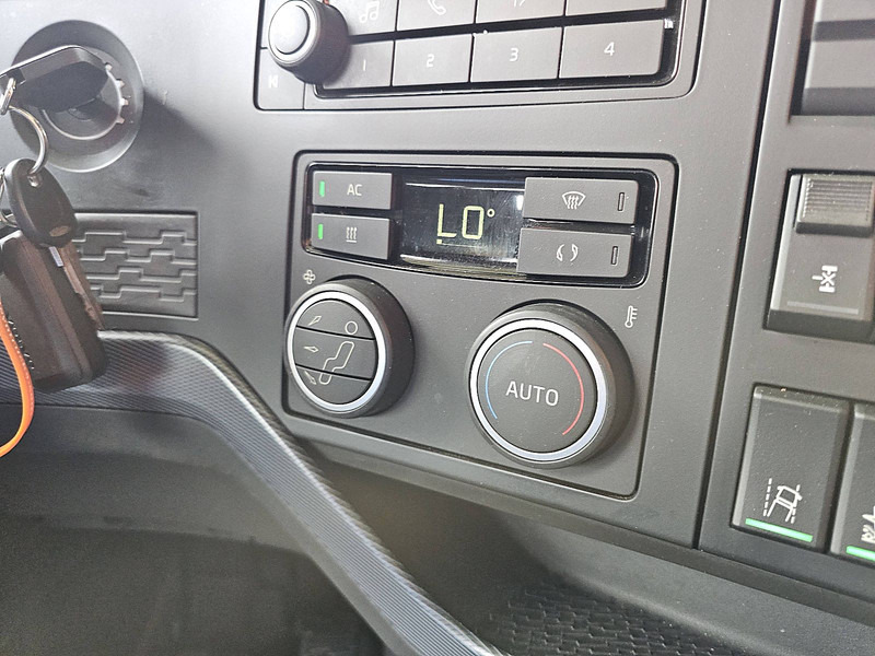 Leasing Volvo FH 460 XL 6X2 I-SAVE LED Volvo FH 460 XL 6X2 I-SAVE LED: obrázok 12