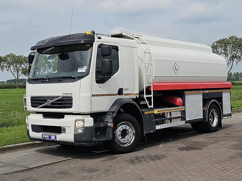 Volvo FE 260.18 - Cisternové vozidlo: obrázok 2 Volvo FE 260.18 - Cisternové vozidlo: obrázok 2