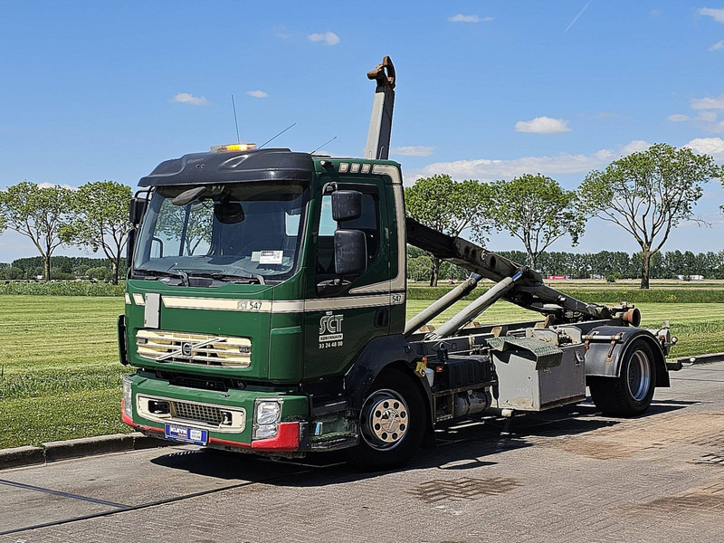 Volvo FL 250.16 CITY HOOK 277 TKM - Hákový nosič kontajnerov: obrázok 2 Volvo FL 250.16 CITY HOOK 277 TKM - Hákový nosič kontajnerov: obrázok 2