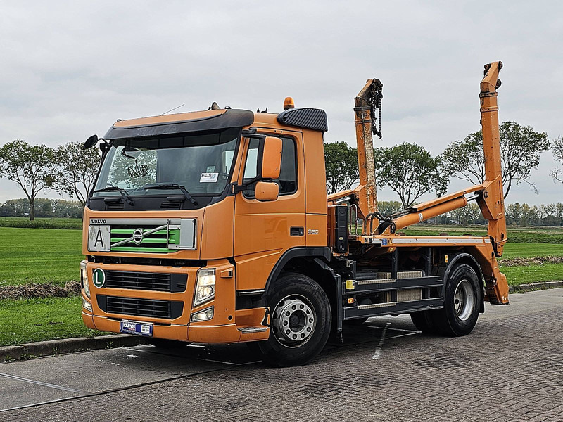 Volvo FM 330 - Ramenový nosič kontajnerov: obrázok 2 Volvo FM 330 - Ramenový nosič kontajnerov: obrázok 2