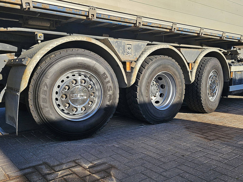 Valníkový/ Plošinový nákladný automobil, Auto s hydraulickou rukou Volvo FM 460 8X2 HMF 3220 K5: obrázok 15