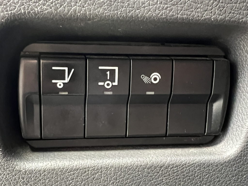 Mercedes-Benz Atego 1230 Klima ACC Schlafkabine 7,2m P+P LBW - Plachtové nákladné vozidlo: obrázok 2 Mercedes-Benz Atego 1230 Klima ACC Schlafkabine 7,2m P+P LBW - Plachtové nákladné vozidlo: obrázok 2