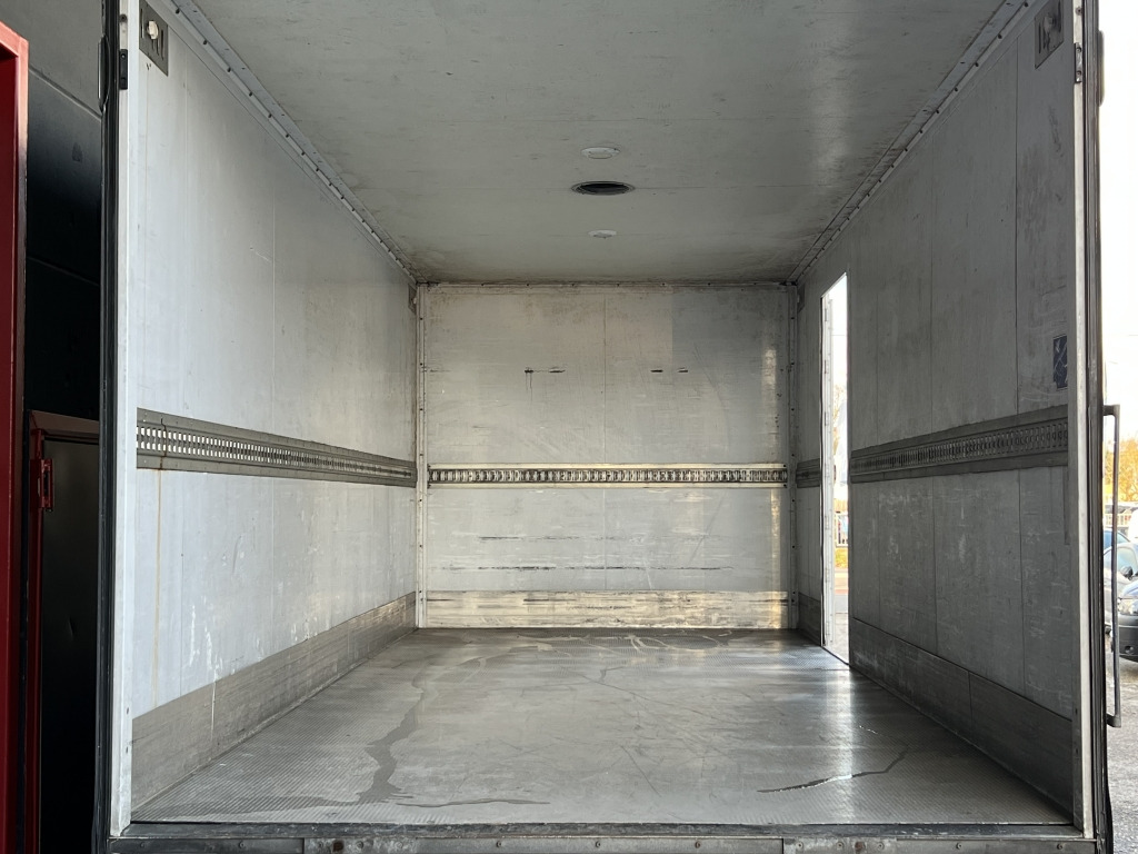 Mercedes-Benz Atego 816 LBW 1.000KG orig. 278.000km Start Stop - Dodávka skriňová nadstavba: obrázok 4 Mercedes-Benz Atego 816 LBW 1.000KG orig. 278.000km Start Stop - Dodávka skriňová nadstavba: obrázok 4