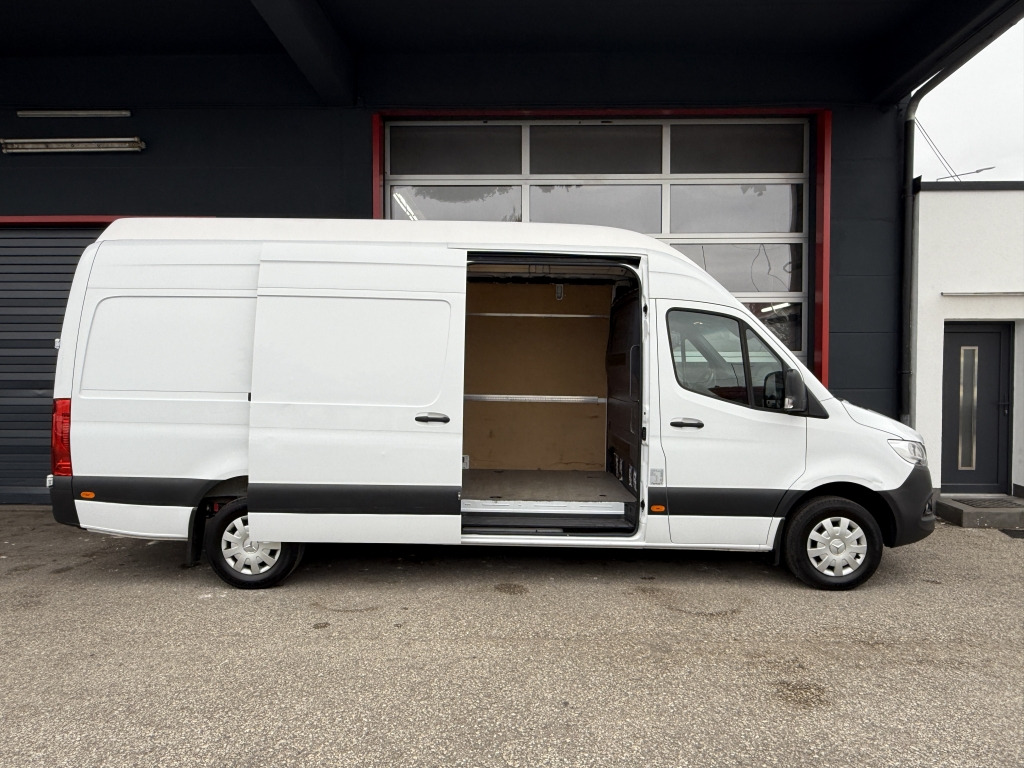 Mercedes-Benz Sprinter 317 CDI MAXI + Superhoch H3 Klima MBUX - Furgon: obrázok 4 Mercedes-Benz Sprinter 317 CDI MAXI + Superhoch H3 Klima MBUX - Furgon: obrázok 4