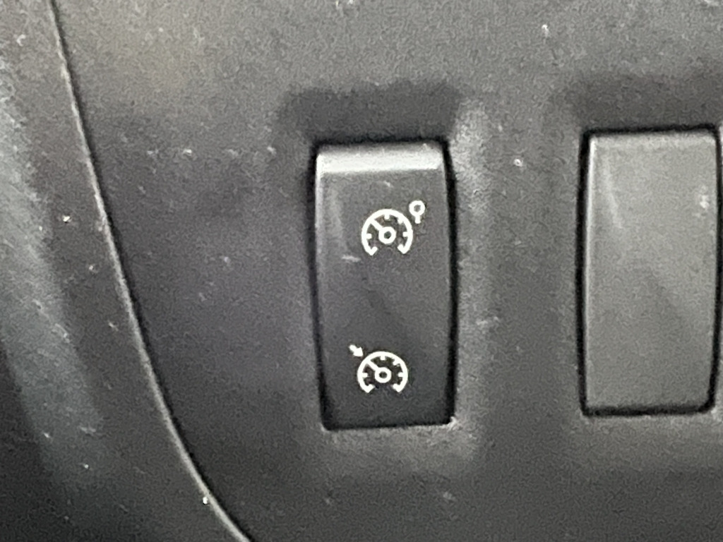 Opel Movano Klima MAXI Parkpilotsyst Heckflügeltüren - Furgon: obrázok 2 Opel Movano Klima MAXI Parkpilotsyst Heckflügeltüren - Furgon: obrázok 2