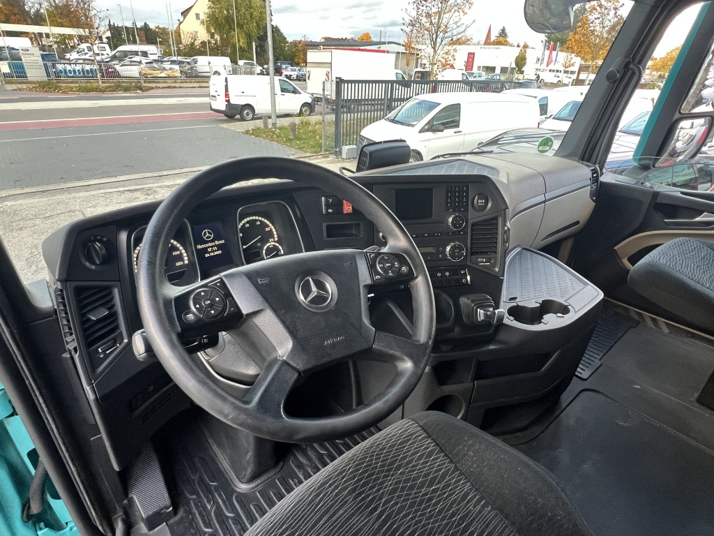 Mercedes-Benz Actros 1845 Klimaautom. Retarder 2x Nebenantrieb - Ťahač: obrázok 3 Mercedes-Benz Actros 1845 Klimaautom. Retarder 2x Nebenantrieb - Ťahač: obrázok 3