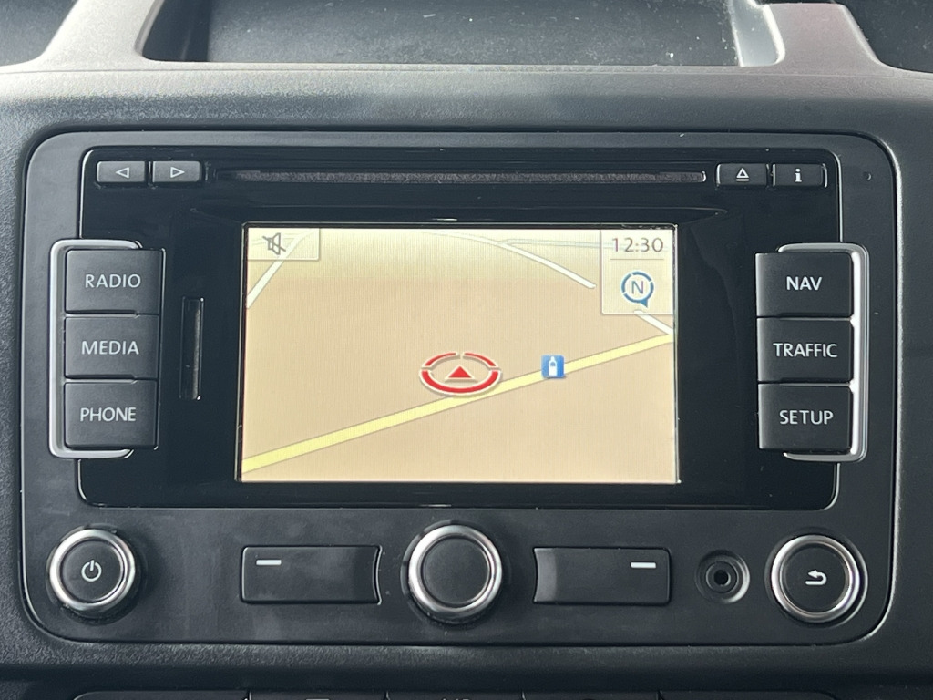 VW T5 Kombi 2,0 TDI BlueMotion Klima 9-Sitzer - Automobil: obrázok 3 VW T5 Kombi 2,0 TDI BlueMotion Klima 9-Sitzer - Automobil: obrázok 3