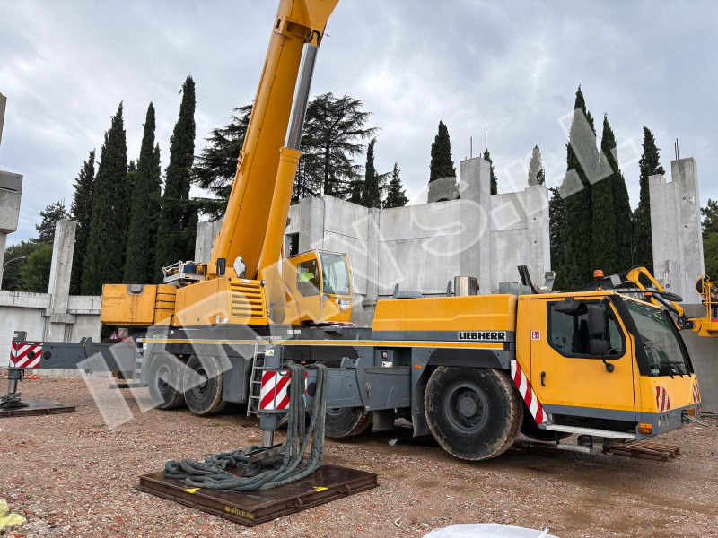 Liebherr LTM1200-5.1 - Žeriav pre všetky terény: obrázok 1 Liebherr LTM1200-5.1 - Žeriav pre všetky terény: obrázok 1