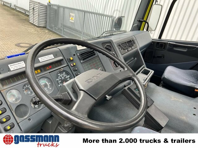 DAF 65.210 4x4 - Hákový nosič kontajnerov: obrázok 4 DAF 65.210 4x4 - Hákový nosič kontajnerov: obrázok 4