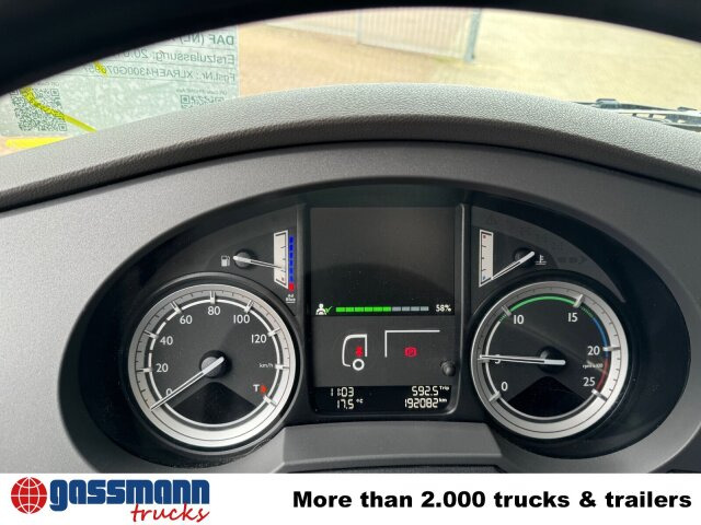 DAF XF 410 FA 4x2, Fahrschule, 2x AHK, 6 Sitze - Valníkový/ Plošinový nákladný automobil: obrázok 4 DAF XF 410 FA 4x2, Fahrschule, 2x AHK, 6 Sitze - Valníkový/ Plošinový nákladný automobil: obrázok 4