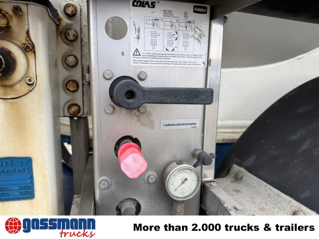 Feldbinder EUT 38.3-3, Liftachse, 3 Kammern, ca. 38.000l - Silocisterna: obrázok 4 Feldbinder EUT 38.3-3, Liftachse, 3 Kammern, ca. 38.000l - Silocisterna: obrázok 4