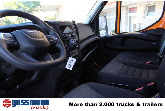 Iveco Daily 70C18H 4x2 mit Kran HMF 340-K3, Funk - Sklápač, Auto s hydraulickou rukou: obrázok 3 Iveco Daily 70C18H 4x2 mit Kran HMF 340-K3, Funk - Sklápač, Auto s hydraulickou rukou: obrázok 3