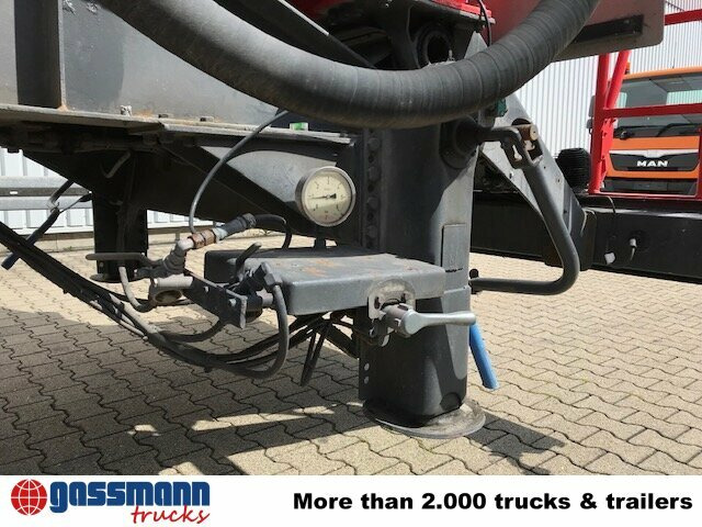 Kässbohrer Kässbohrer SSK 60/10-24 ADR, 60 cbm, - Silocisterna: obrázok 4 Kässbohrer Kässbohrer SSK 60/10-24 ADR, 60 cbm, - Silocisterna: obrázok 4