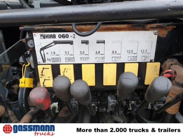 MAN 14.152 F 4x2 BB mit Kran Hiab 060-2 - Hákový nosič kontajnerov, Auto s hydraulickou rukou: obrázok 5 MAN 14.152 F 4x2 BB mit Kran Hiab 060-2 - Hákový nosič kontajnerov, Auto s hydraulickou rukou: obrázok 5