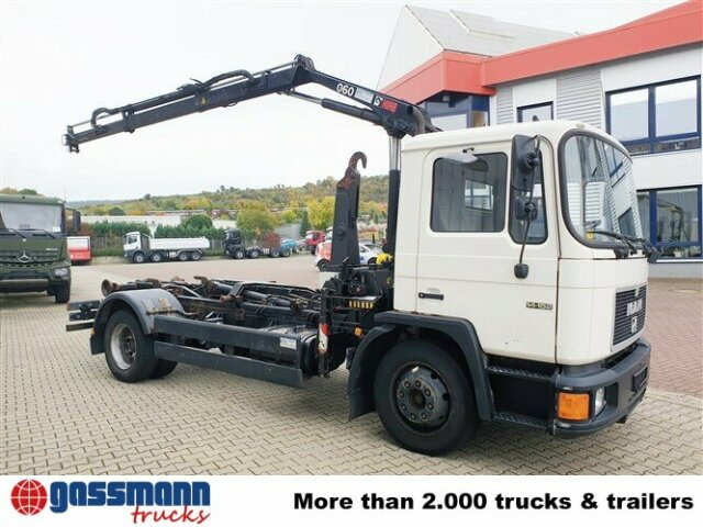 MAN 14.152 F 4x2 BB mit Kran Hiab 060-2 - Hákový nosič kontajnerov, Auto s hydraulickou rukou: obrázok 2 MAN 14.152 F 4x2 BB mit Kran Hiab 060-2 - Hákový nosič kontajnerov, Auto s hydraulickou rukou: obrázok 2