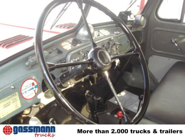 Magirus Deutz MAGIRUS URANUS 250D22 KW 16 Feuerwehr Kranwagen - Hasičské vozidlo, Auto s hydraulickou rukou: obrázok 2 Magirus Deutz MAGIRUS URANUS 250D22 KW 16 Feuerwehr Kranwagen - Hasičské vozidlo, Auto s hydraulickou rukou: obrázok 2