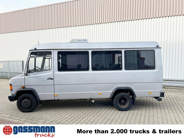 Mercedes-Benz 711 D-KA 4x2, Standklima, 11-Sitze, 2 x on stock - Skříňový nákladní auto: obrázok 2 Mercedes-Benz 711 D-KA 4x2, Standklima, 11-Sitze, 2 x on stock - Skříňový nákladní auto: obrázok 2